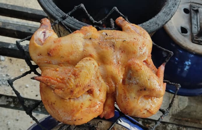 BISNES AYAM PASU ERATKAN 3 BERADIK
