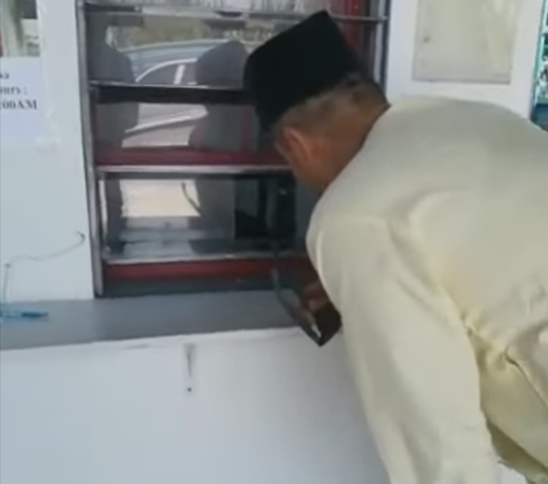 Susulan video tular Adun Titi Serong serbu premis judi, polis tahan 3 lelaki