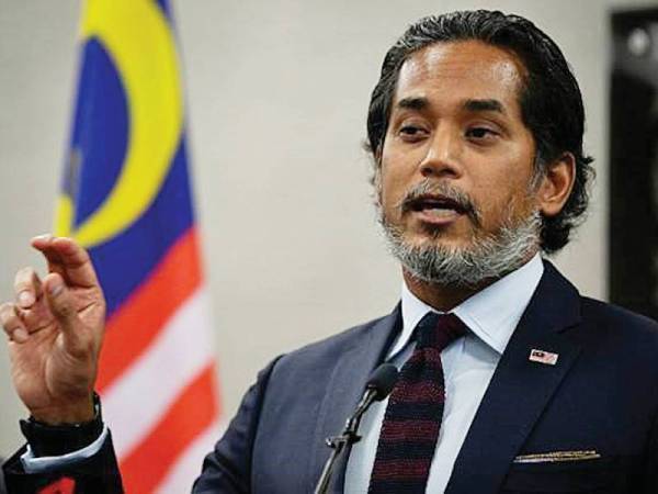 'Dulu, kini dan selamanya Umno' - Khairy