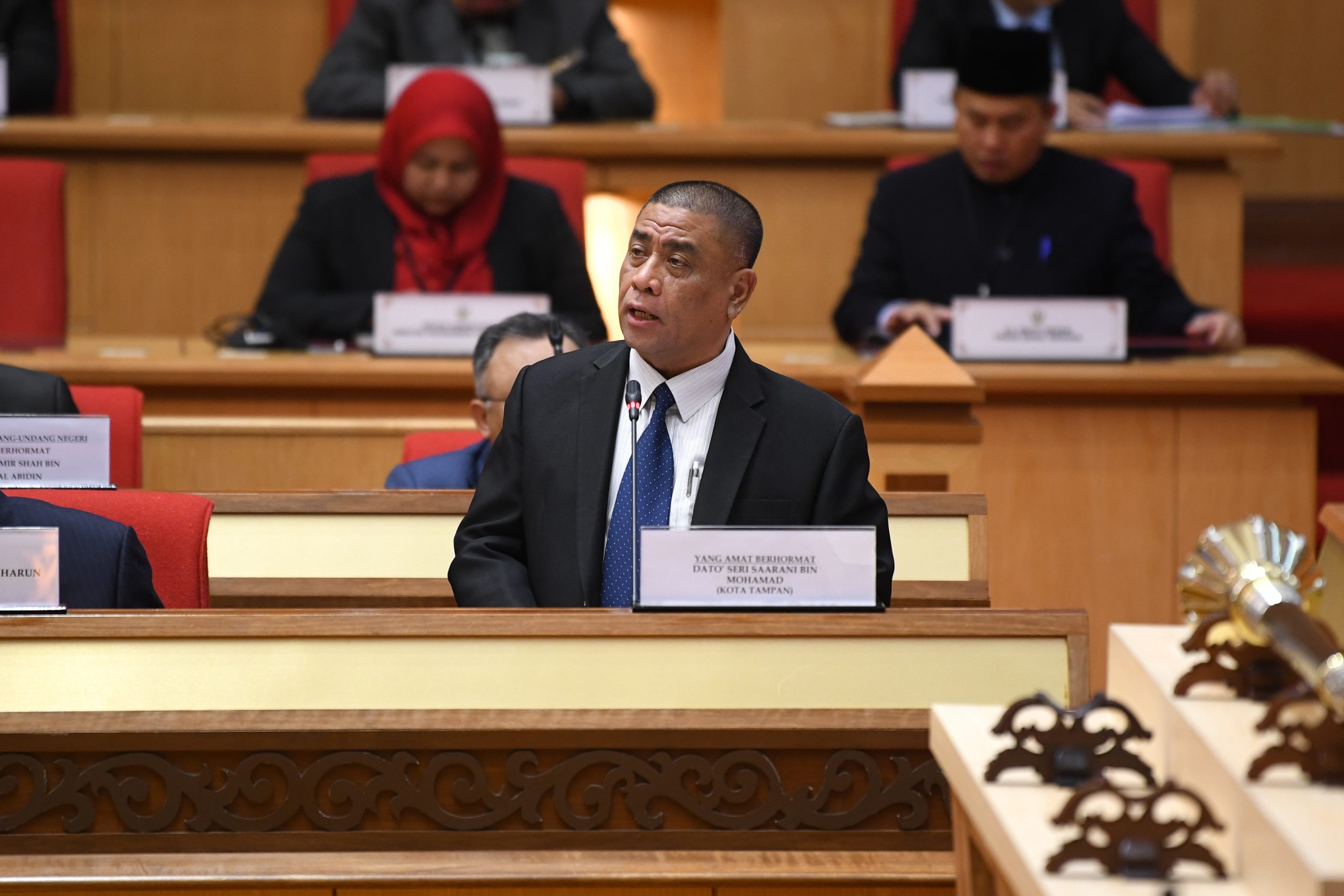 Kerajaan Perak sentiasa berusaha menyelesaikan isu hak milik tanah tertunggak sejak sekian lama
