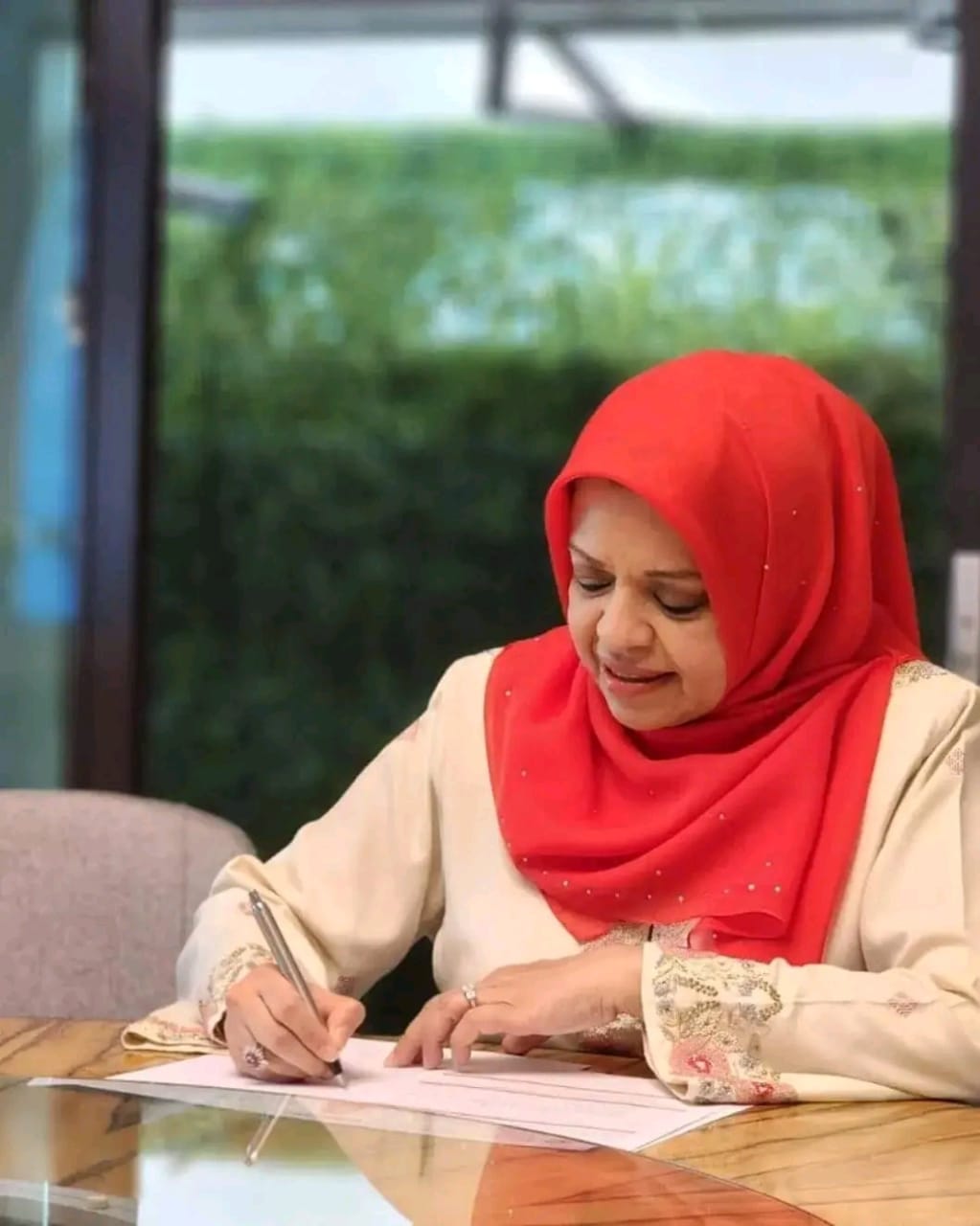 'Kak Ijat' kembali ke gelanggang, tanding jawatan ketua wanita UMNO