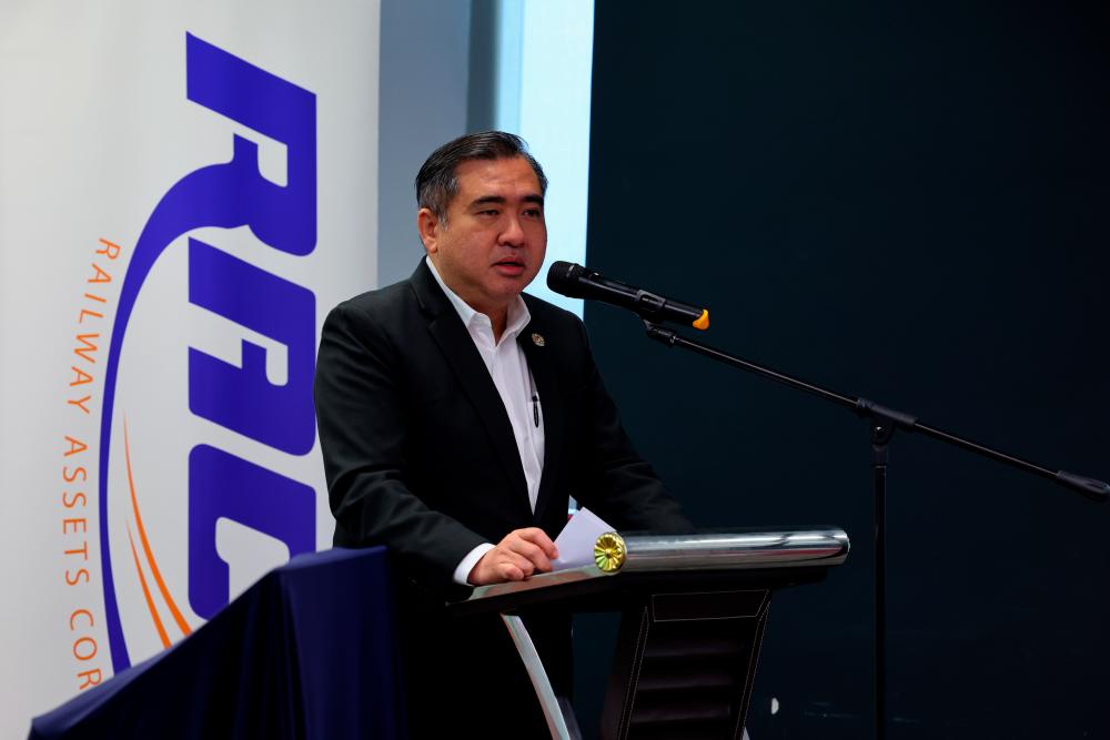 Setiap stesen KTMB mesti dilengkapi lif dalam masa setahun