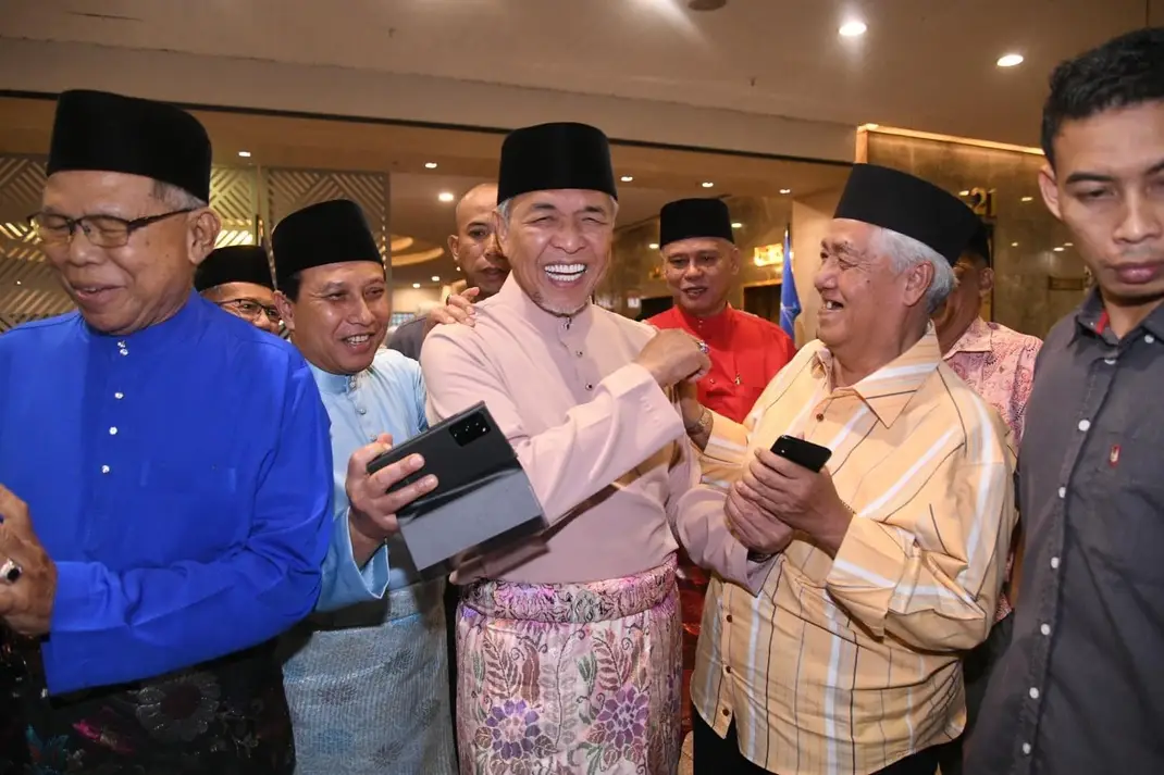 UMNO masih relevan biar pun ada tanggapan parti ‘tidak bernyawa lagi’ – Ahmad Zahid