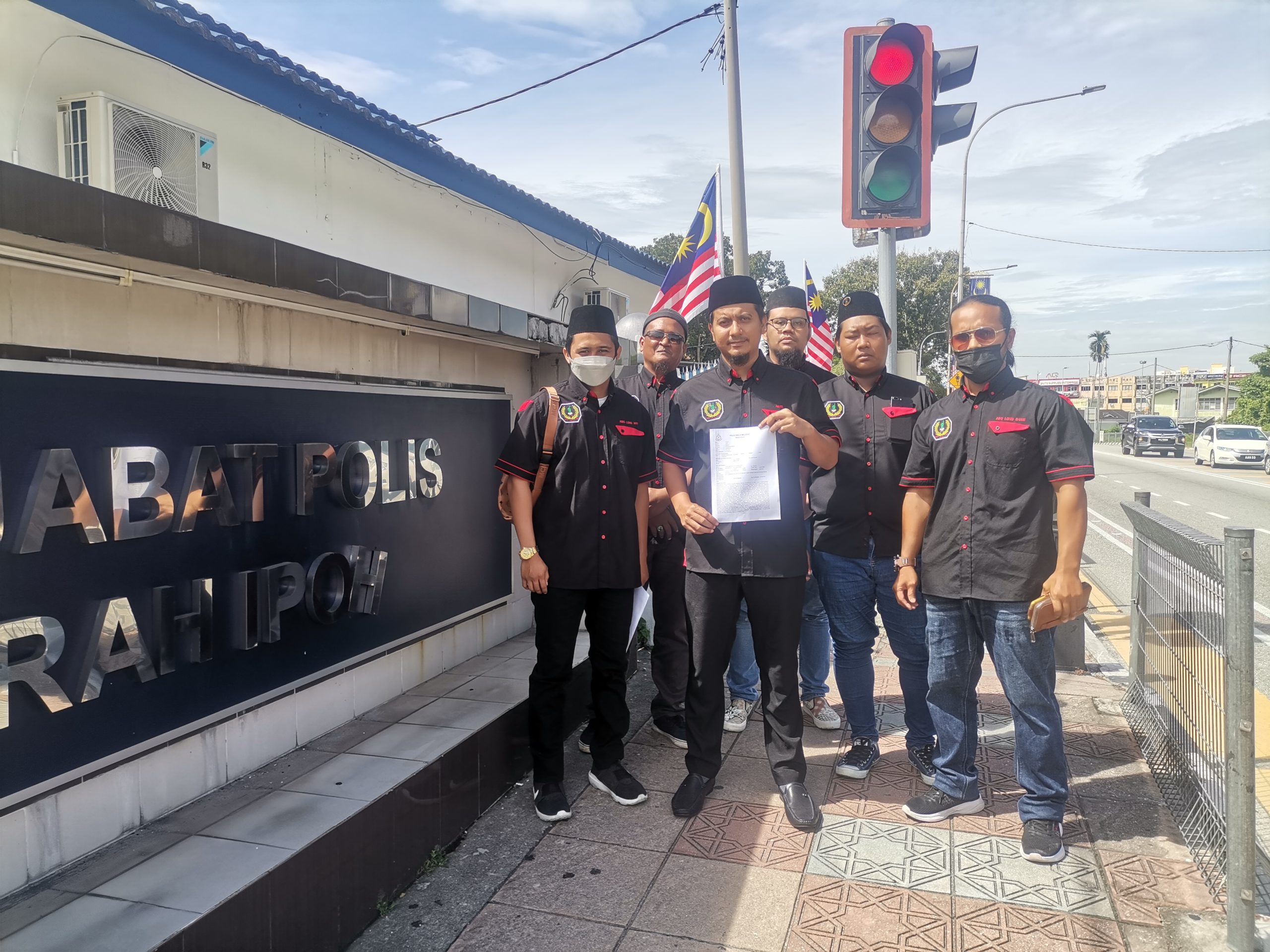 NGO gesa polis siasat video tular dakwa 'orang kanan' PM ganggu tugas polis, sentuh sensitiviti agama