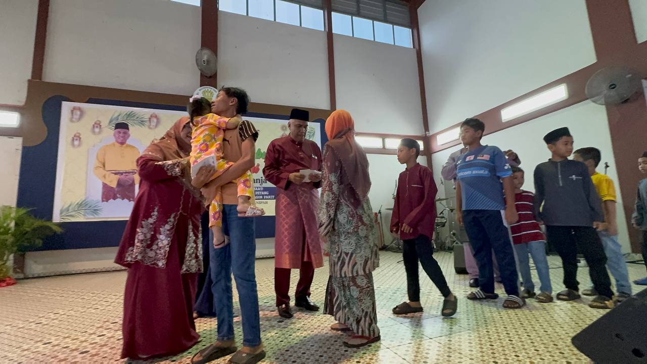 HAMPIR 3,000 ORANG HADIRI RUMAH TERBUKA CIKGU DIN.