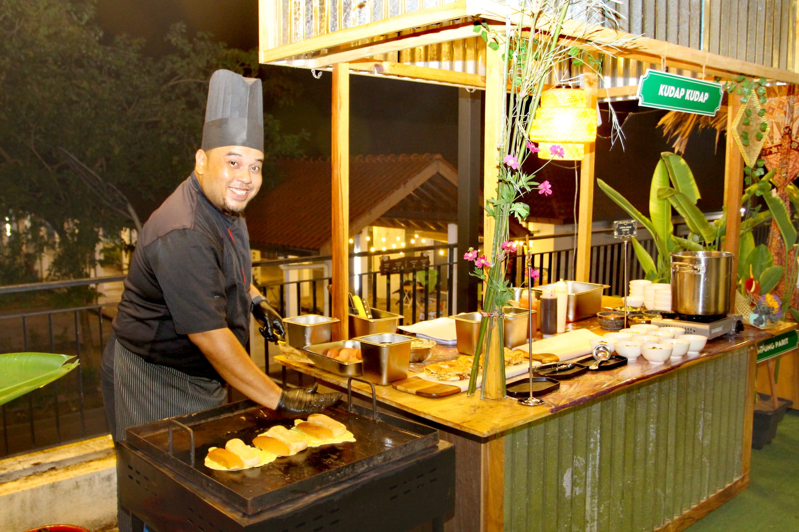 'KERINDUAN DESA' TEMA IFTAR RAMADAN DI MIKER SIGNATURE.