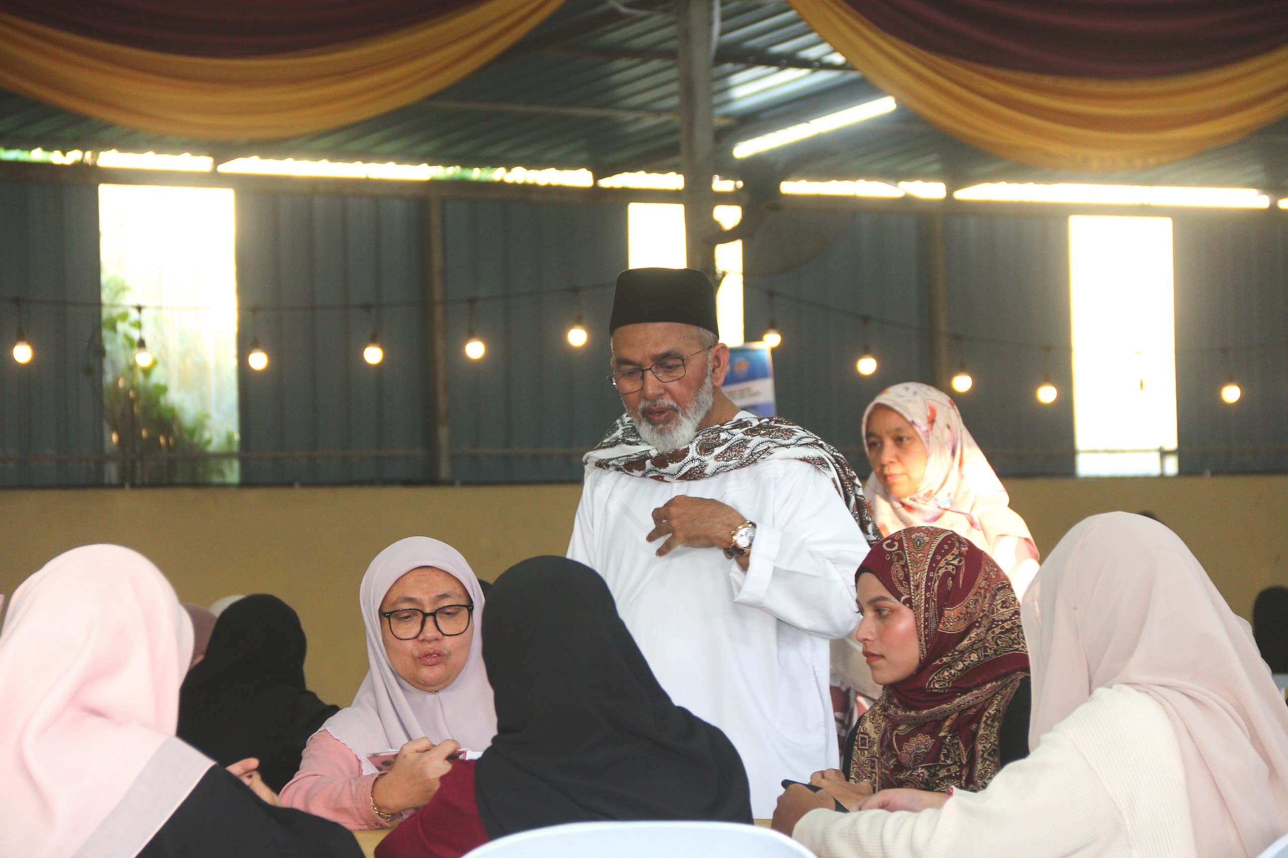 175 MAHASISWA PARLIMEN BUKIT GANTANG HADIR SEMPENA PROGRAM MAHASIWA BANGKIT, EJEN PERUBAHAN