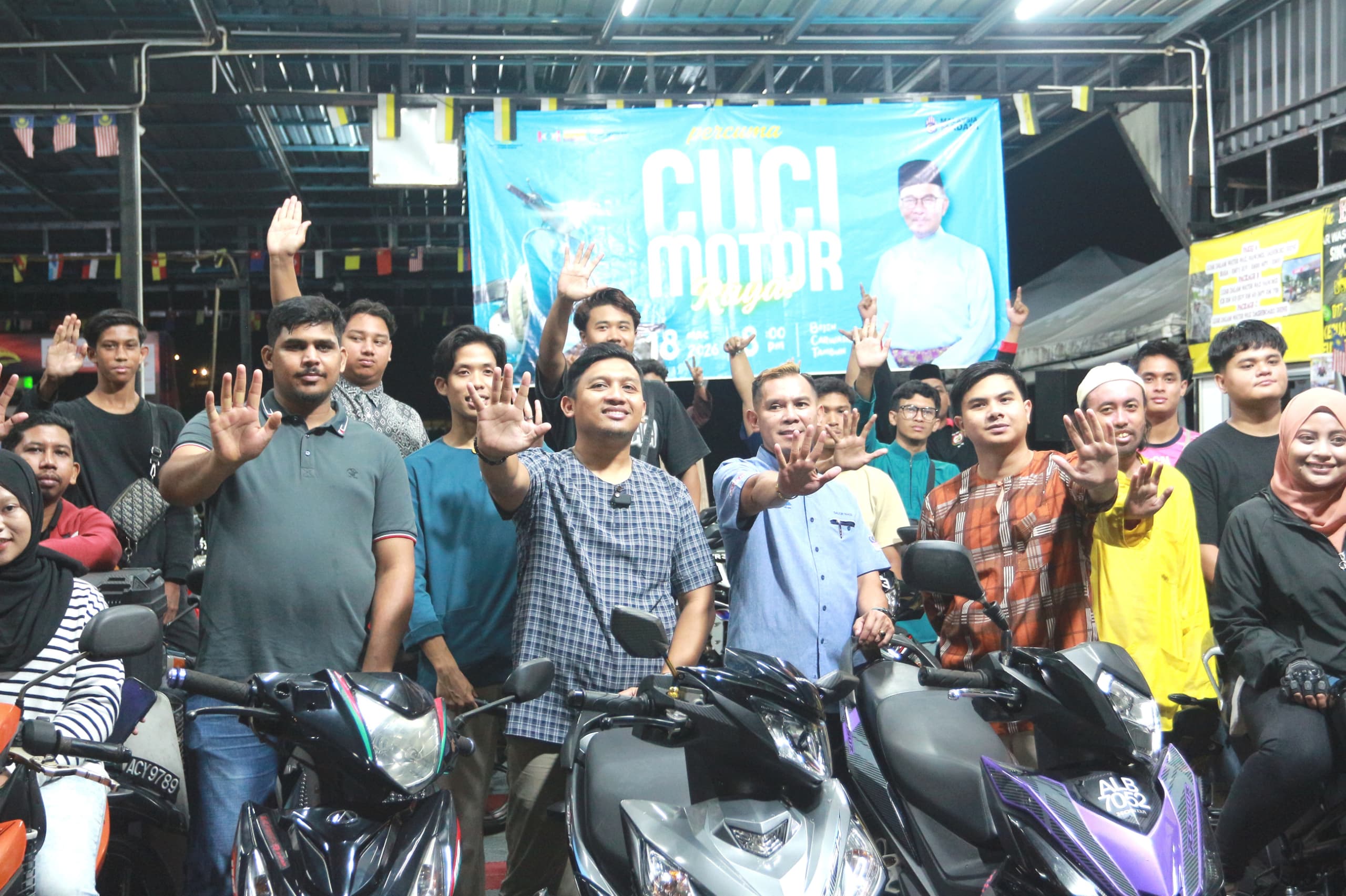 AMK TAMBUN ANJUR CUCI MOTOR RAYA PERCUMA